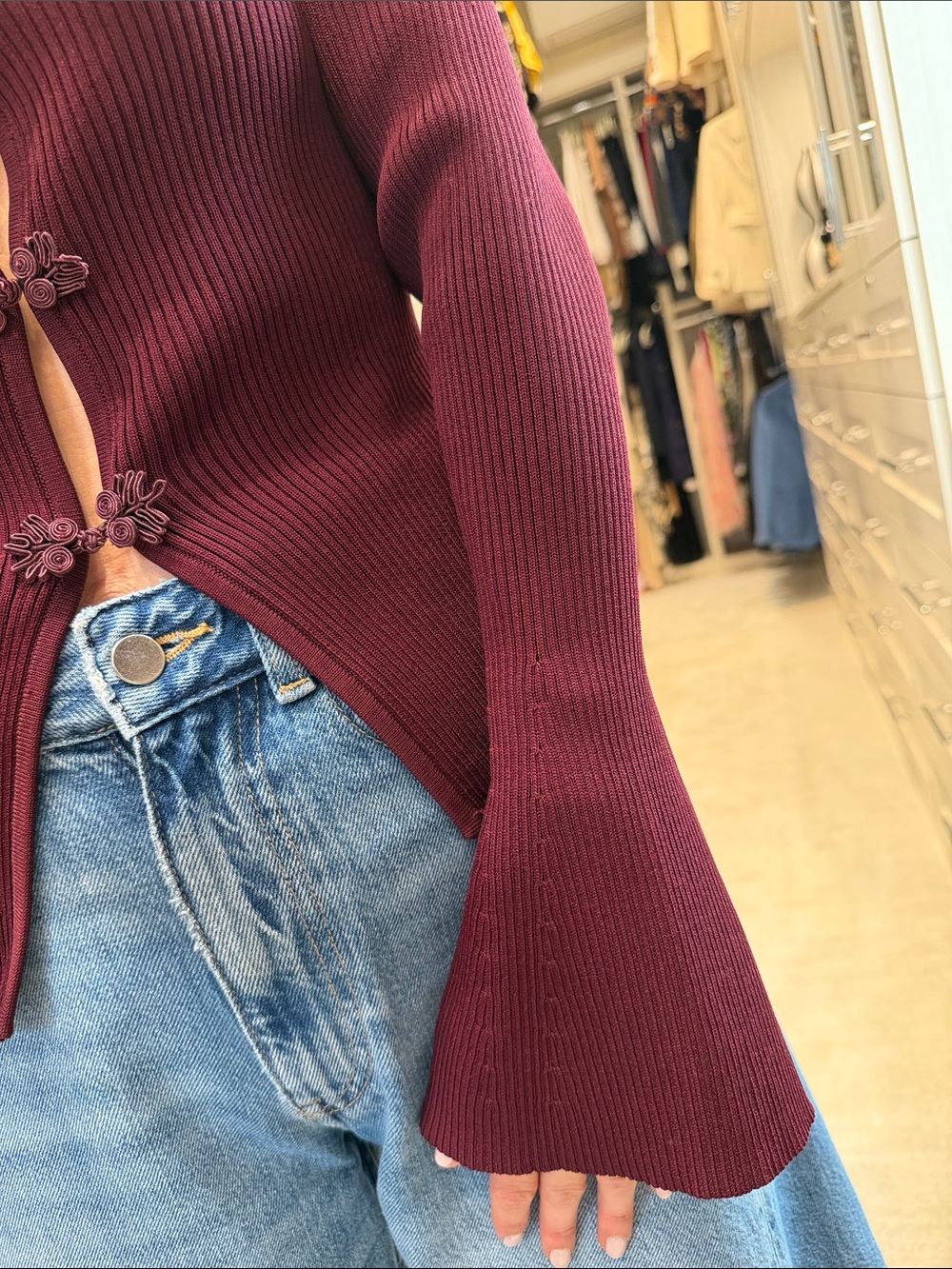 Womens Burgundy Ribbed Knit Button-Front Top - Picture 3 of 3